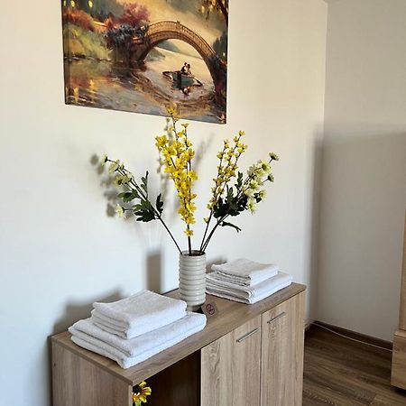 Mira Apartment コンスタンツァ エクステリア 写真